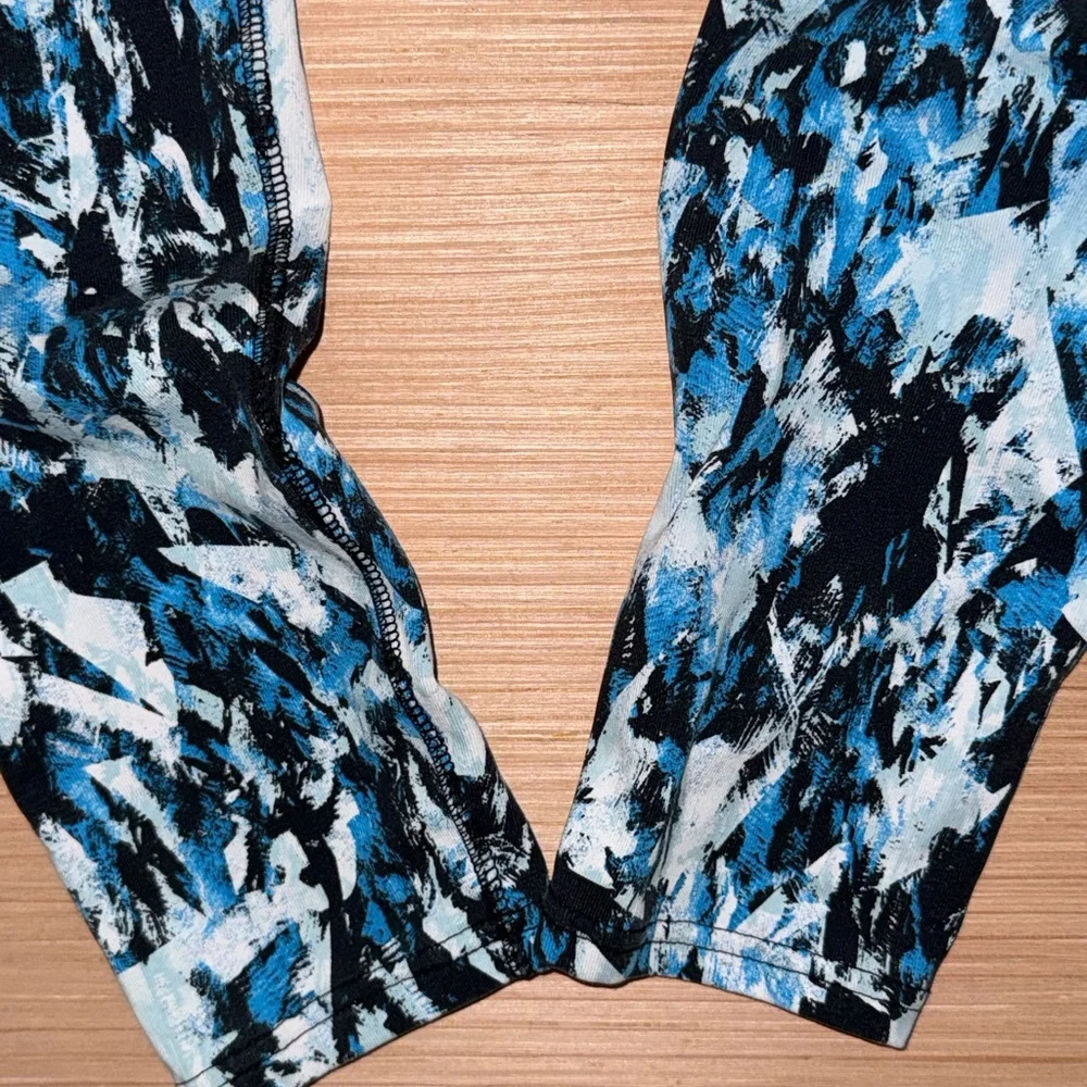 Nike Leg-a-See Mish Mash Leggings - Picture 6 of 9